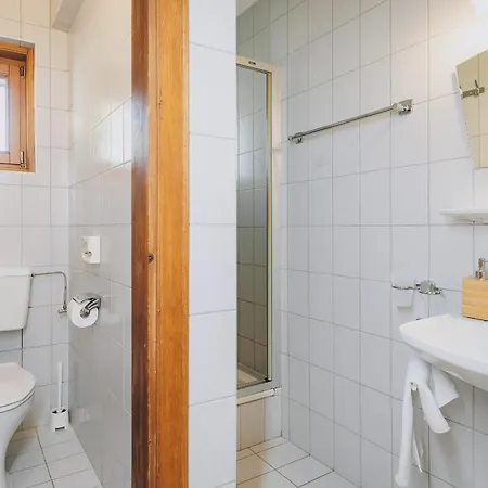 Haus Altenberger By We Rent, Summercard Included Zell am See Room photo