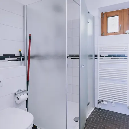 Haus Altenberger By We Rent, Summercard Included Zell am See Room photo